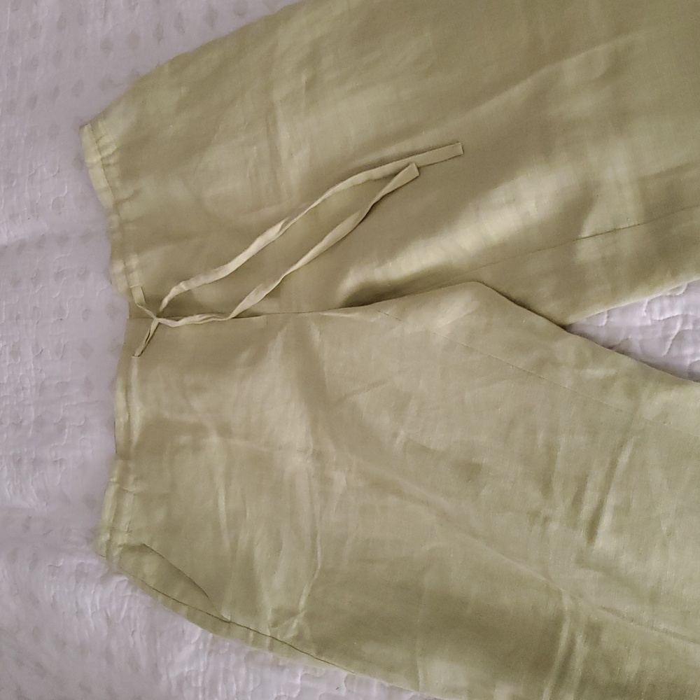 Easy Spirit Light Green Wide Leg 100% Linen Pants.
